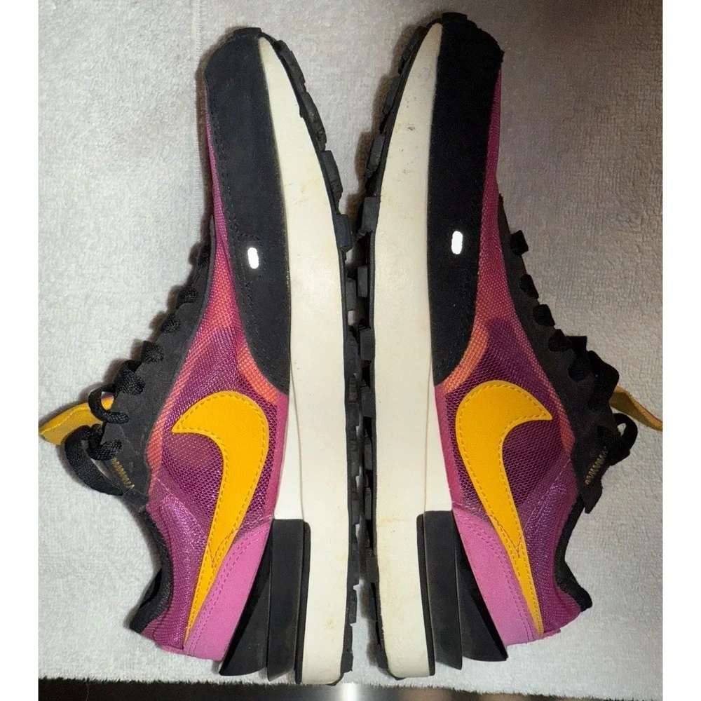 Nike Waffle‎ One Size 5.5Y/Women's Size 7Fuchsia Running Shoes Sneakers